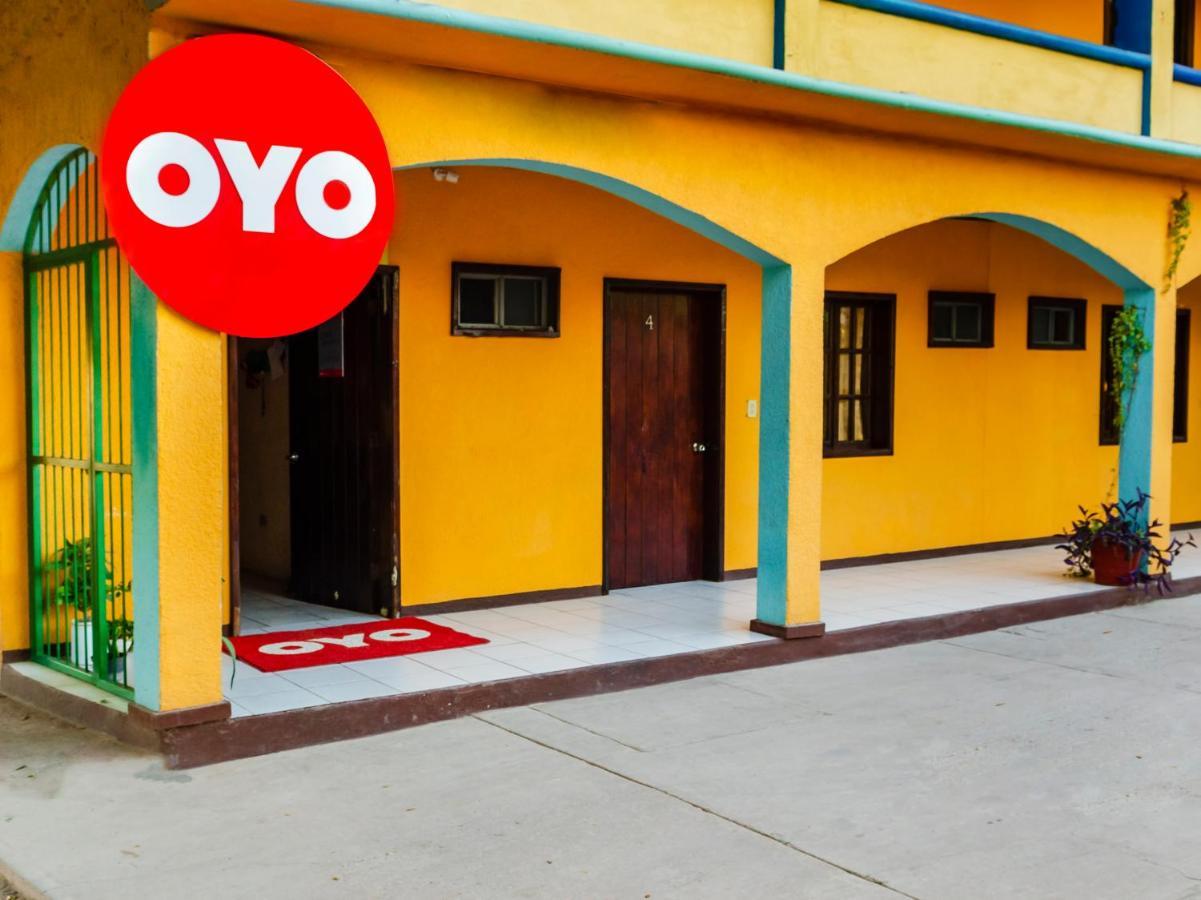 Oyo Hotel Miramar, Loreto 洛雷托 外观 照片